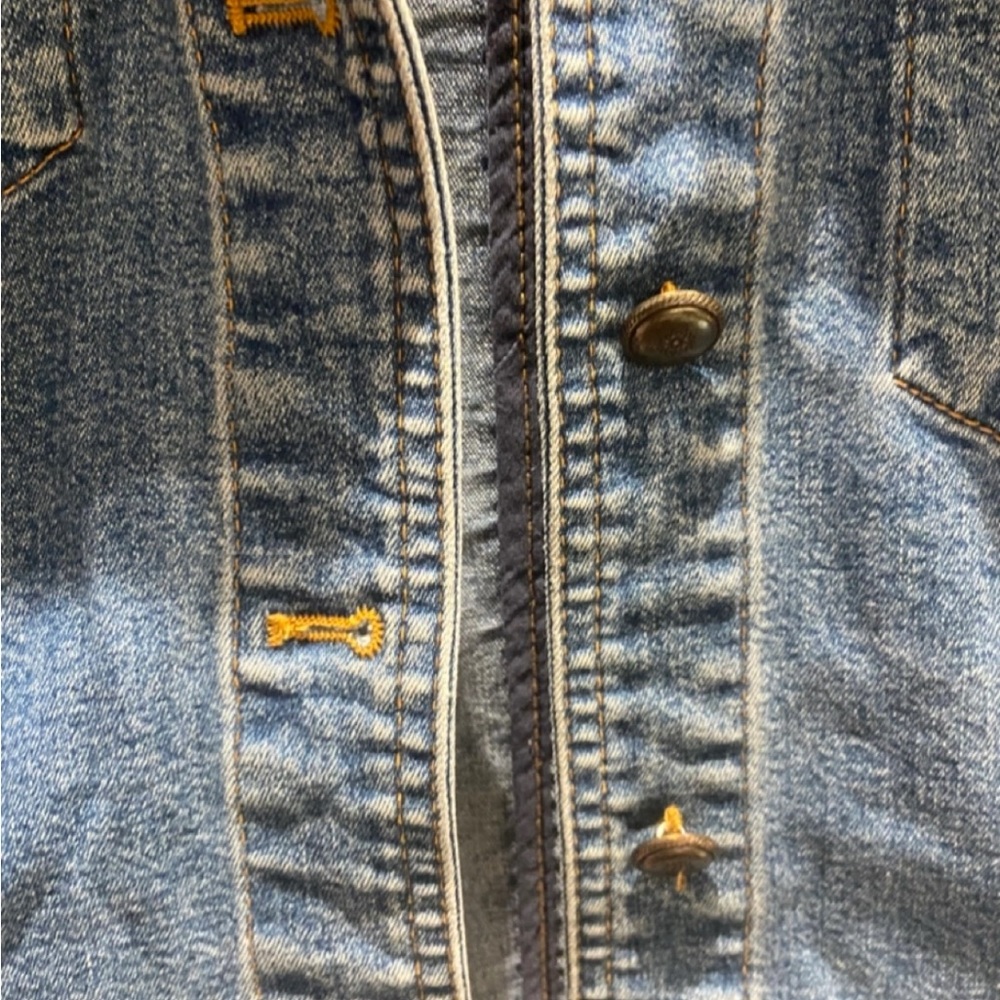 Denim Jacket with Ragedy Anne Patch - medium - Picture 4 of 5